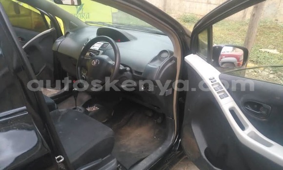 Oofamaa Toyota Vitz Black Makiinaa iti Nairobi keessatti Nairobi keessatti Oofamaa Toyota Vitz Black Makiinaa iti Nairobi keessatti Nairobi keessatti