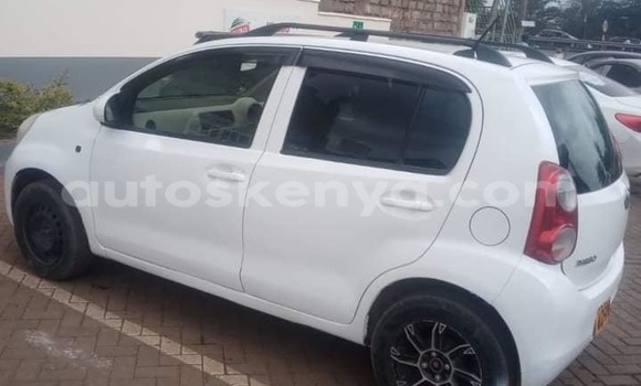 Oofamaa Toyota Passo White Makiinaa iti Nairobi keessatti Nairobi keessatti Oofamaa Toyota Passo White Makiinaa iti Nairobi keessatti Nairobi keessatti