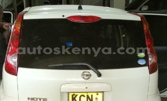 Oofamaa Nissan Note White Makiinaa iti Nairobi keessatti Nairobi keessatti Oofamaa Nissan Note White Makiinaa iti Nairobi keessatti Nairobi keessatti