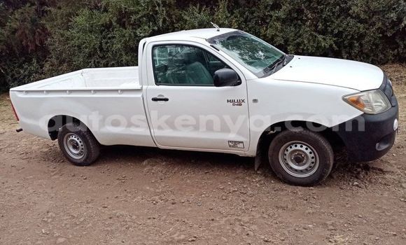 Buy Used Toyota Hilux White Car in Nairobi in Nairobi Buy Used Toyota Hilux White Car in Nairobi in Nairobi
