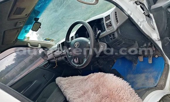 Buy Used Toyota Hiace White Car in Nairobi in Nairobi Buy Used Toyota Hiace White Car in Nairobi in Nairobi