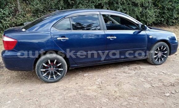 Oofamaa Toyota Premio Blue Makiinaa iti Nairobi keessatti Nairobi keessatti