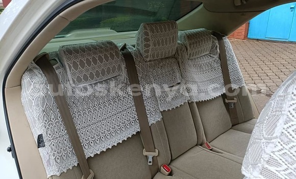 Buy Used Toyota Crown White Car in Nairobi in Nairobi Buy Used Toyota Crown White Car in Nairobi in Nairobi
