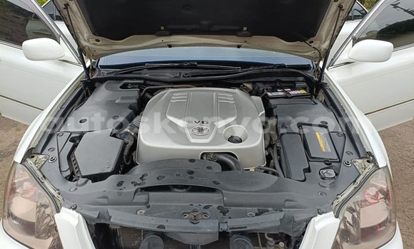 Buy Used Toyota Crown White Car in Nairobi in Nairobi Buy Used Toyota Crown White Car in Nairobi in Nairobi