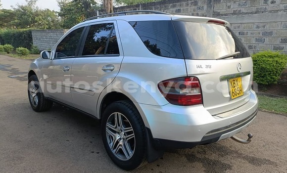 Buy Used Mercedes‒Benz ML–Class Silver Car in Nairobi in Nairobi Buy Used Mercedes‒Benz ML–Class Silver Car in Nairobi in Nairobi