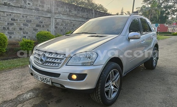 Buy Used Mercedes‒Benz ML–Class Silver Car in Nairobi in Nairobi Buy Used Mercedes‒Benz ML–Class Silver Car in Nairobi in Nairobi