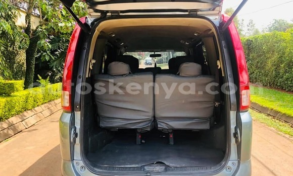 Buy Used Nissan Serena Blue Car in Nairobi in Nairobi Buy Used Nissan Serena Blue Car in Nairobi in Nairobi