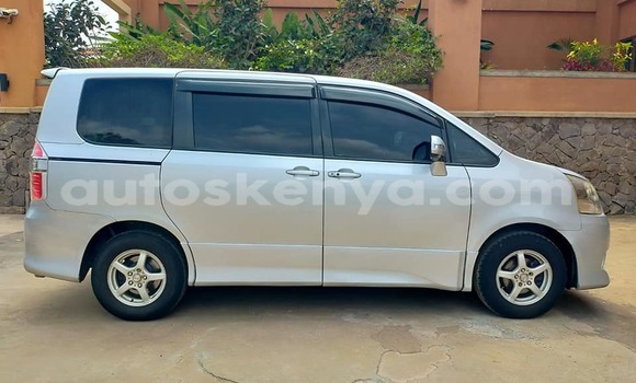 Buy Used Toyota Noah Silver Car in Nairobi in Nairobi