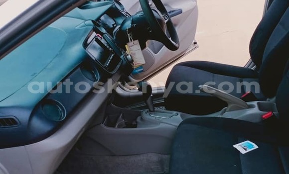 Buy Used Honda Insight Silver Car in Nairobi in Nairobi Buy Used Honda Insight Silver Car in Nairobi in Nairobi