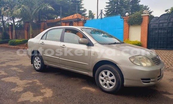 Nunua Ilio tumika Toyota Corolla Brown Gari ndani ya Nairobi nchini Nairobi