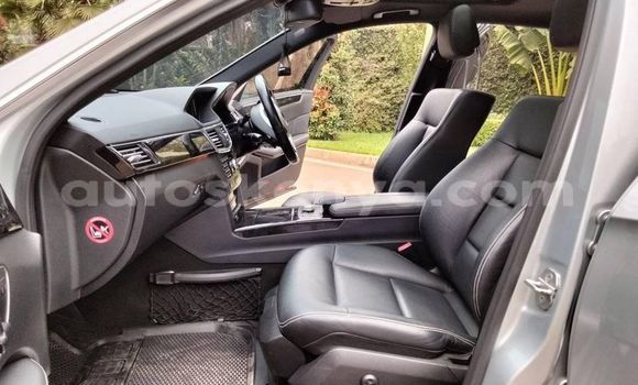 Buy Used Mercedes‒Benz E–Class Silver Car in Nairobi in Nairobi Buy Used Mercedes‒Benz E–Class Silver Car in Nairobi in Nairobi