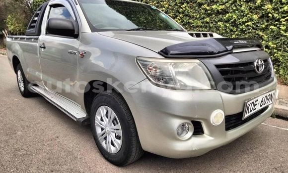 Buy Used Toyota Hilux Beige Car in Nairobi in Nairobi Buy Used Toyota Hilux Beige Car in Nairobi in Nairobi