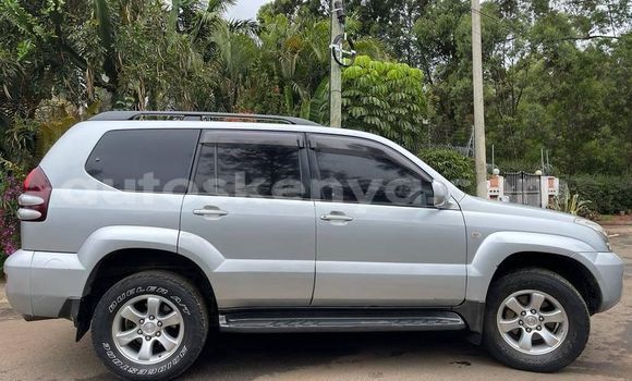 Buy Used Toyota Land Cruiser Prado Silver Car in Nairobi in Nairobi