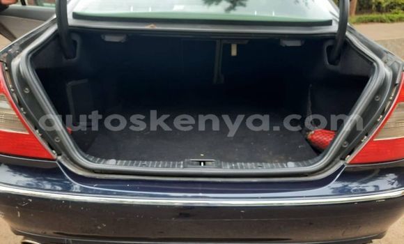 Buy Used Mercedes‒Benz E–Class Blue Car in Nairobi in Nairobi Buy Used Mercedes‒Benz E–Class Blue Car in Nairobi in Nairobi