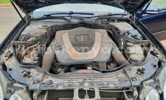 Buy Used Mercedes‒Benz E–Class Blue Car in Nairobi in Nairobi Buy Used Mercedes‒Benz E–Class Blue Car in Nairobi in Nairobi