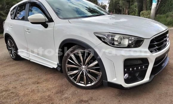Nunua Ilio tumika Mazda CX-5 Nyeupe Gari ndani ya Nairobi nchini Nairobi