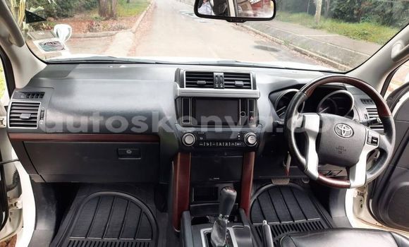 Buy Used Toyota Land Cruiser Prado White Car in Nairobi in Nairobi Buy Used Toyota Land Cruiser Prado White Car in Nairobi in Nairobi