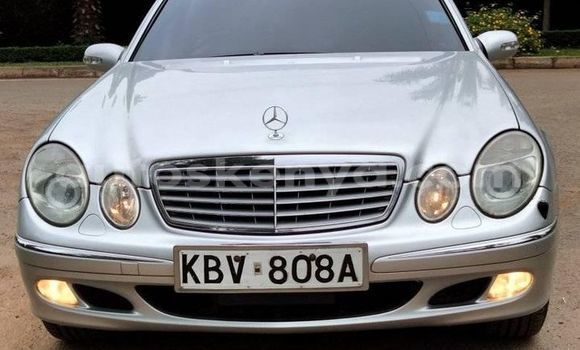 Buy Used Mercedes‒Benz E–Class Silver Car in Nairobi in Nairobi