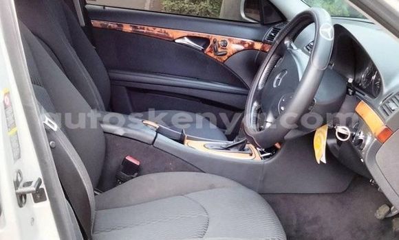 Buy Used Mercedes‒Benz E–Class Silver Car in Nairobi in Nairobi Buy Used Mercedes‒Benz E–Class Silver Car in Nairobi in Nairobi
