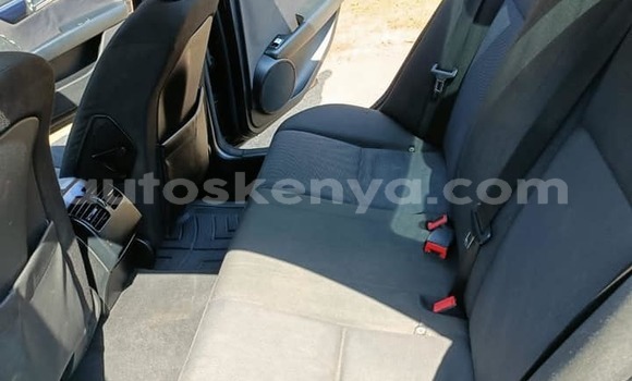 Nunua Ilio tumika Mercedes‒Benz C–Class Nyeusi Gari ndani ya Nairobi nchini Nairobi Nunua Ilio tumika Mercedes‒Benz C–Class Nyeusi Gari ndani ya Nairobi nchini Nairobi