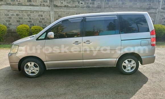 Nunua Ilio tumika Toyota Noah Fedha Gari ndani ya Nairobi nchini Nairobi Nunua Ilio tumika Toyota Noah Fedha Gari ndani ya Nairobi nchini Nairobi