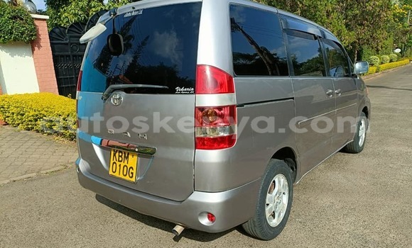 Nunua Ilio tumika Toyota Noah Fedha Gari ndani ya Nairobi nchini Nairobi Nunua Ilio tumika Toyota Noah Fedha Gari ndani ya Nairobi nchini Nairobi