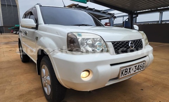 Nunua Ilio tumika Nissan X–Trail Nyeupe Gari ndani ya Nairobi nchini Nairobi Nunua Ilio tumika Nissan X–Trail Nyeupe Gari ndani ya Nairobi nchini Nairobi