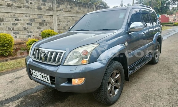 Nunua Ilio tumika Toyota Land Cruiser Prado Bluu Gari ndani ya Nairobi nchini Nairobi Nunua Ilio tumika Toyota Land Cruiser Prado Bluu Gari ndani ya Nairobi nchini Nairobi