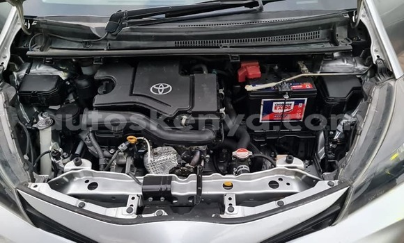 Oofamaa Toyota Vitz Silver Makiinaa iti Nairobi keessatti Nairobi keessatti Oofamaa Toyota Vitz Silver Makiinaa iti Nairobi keessatti Nairobi keessatti