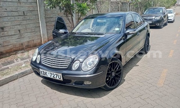 Buy Used Mercedes‒Benz E–Class Black Car in Nairobi in Nairobi Buy Used Mercedes‒Benz E–Class Black Car in Nairobi in Nairobi