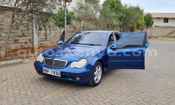 Buy Used Mercedes‒Benz C–Class Blue Car in Nairobi in Nairobi Buy Used Mercedes‒Benz C–Class Blue Car in Nairobi in Nairobi