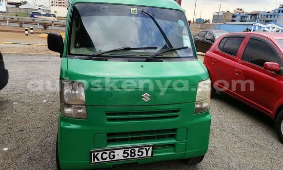 Nunua Ilio tumika Suzuki Every Kijani Gari ndani ya Nairobi nchini Nairobi