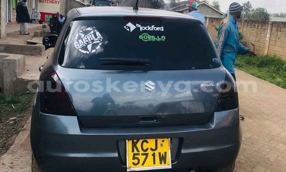 Nunua Ilio tumika Suzuki Swift Bluu Gari ndani ya Nairobi nchini Nairobi Nunua Ilio tumika Suzuki Swift Bluu Gari ndani ya Nairobi nchini Nairobi