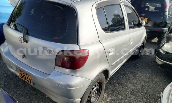 Oofamaa Toyota Vitz Silver Makiinaa iti Nairobi keessatti Nairobi keessatti Oofamaa Toyota Vitz Silver Makiinaa iti Nairobi keessatti Nairobi keessatti
