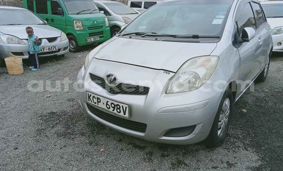 Nunua Ilio tumika Toyota Vitz Fedha Gari ndani ya Ruiru nchini Nairobi Nunua Ilio tumika Toyota Vitz Fedha Gari ndani ya Ruiru nchini Nairobi