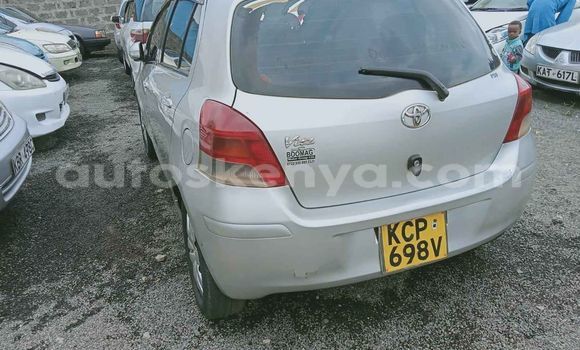 Nunua Ilio tumika Toyota Vitz Fedha Gari ndani ya Ruiru nchini Nairobi Nunua Ilio tumika Toyota Vitz Fedha Gari ndani ya Ruiru nchini Nairobi