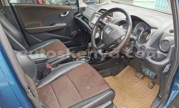 Oofamaa Honda Fit Blue Makiinaa iti Nairobi keessatti Nairobi keessatti Oofamaa Honda Fit Blue Makiinaa iti Nairobi keessatti Nairobi keessatti