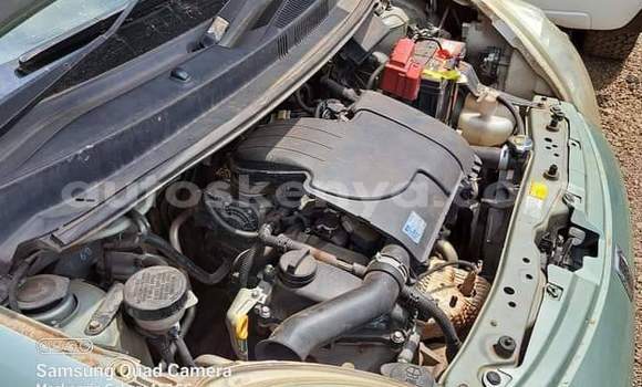 Oofamaa Toyota Passo Green Makiinaa iti Nairobi keessatti Nairobi keessatti Oofamaa Toyota Passo Green Makiinaa iti Nairobi keessatti Nairobi keessatti