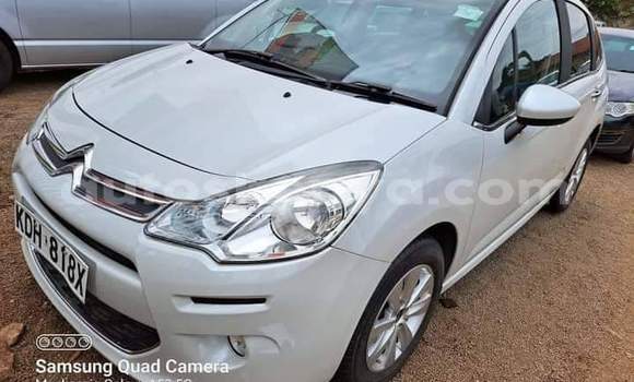 Oofamaa Citroen C3 White Makiinaa iti Nairobi keessatti Nairobi keessatti Oofamaa Citroen C3 White Makiinaa iti Nairobi keessatti Nairobi keessatti