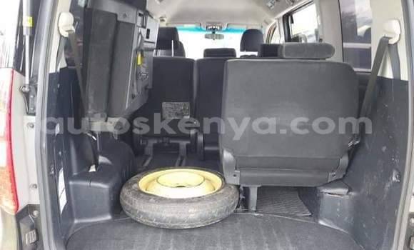 Nunua Ilio tumika Toyota Noah Nyeusi Gari ndani ya Nairobi nchini Nairobi Nunua Ilio tumika Toyota Noah Nyeusi Gari ndani ya Nairobi nchini Nairobi
