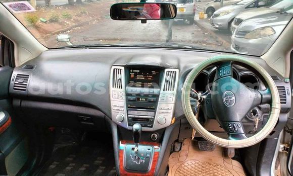 Buy Used Toyota Harrier Silver Car in Kiambu in Central Kenya Buy Used Toyota Harrier Silver Car in Kiambu in Central Kenya