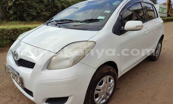 Buy Used Toyota Vitz White Car in Kiambu in Central Kenya