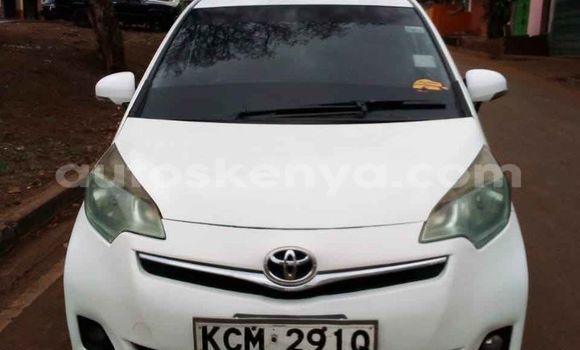 Nunua Ilio tumika Toyota Ractis Nyeupe Gari ndani ya Kiambu nchini Kati Kenya