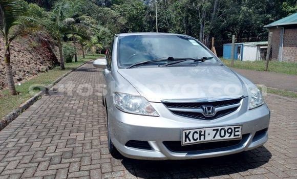 Nunua Ilio tumika Honda Fit Fedha Gari ndani ya Nairobi nchini Nairobi Nunua Ilio tumika Honda Fit Fedha Gari ndani ya Nairobi nchini Nairobi