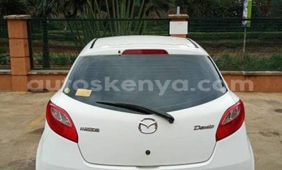 Nunua Ilio tumika Mazda Demio Nyeupe Gari ndani ya Nairobi nchini Nairobi Nunua Ilio tumika Mazda Demio Nyeupe Gari ndani ya Nairobi nchini Nairobi
