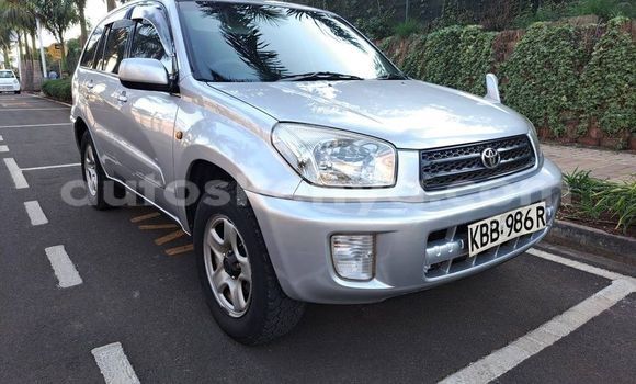 Nunua Ilio tumika Toyota RAV4 Fedha Gari ndani ya Nairobi nchini Nairobi Nunua Ilio tumika Toyota RAV4 Fedha Gari ndani ya Nairobi nchini Nairobi