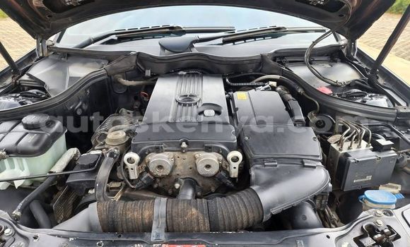 Nunua Ilio tumika Mercedes‒Benz C–Class Nyeusi Gari ndani ya Nairobi nchini Nairobi Nunua Ilio tumika Mercedes‒Benz C–Class Nyeusi Gari ndani ya Nairobi nchini Nairobi