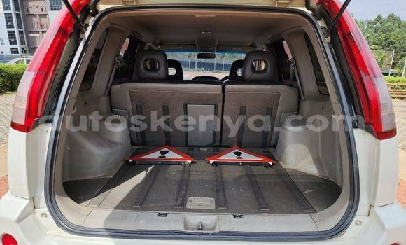 Nunua Ilio tumika Nissan X–Trail Nyeupe Gari ndani ya Nairobi nchini Nairobi Nunua Ilio tumika Nissan X–Trail Nyeupe Gari ndani ya Nairobi nchini Nairobi