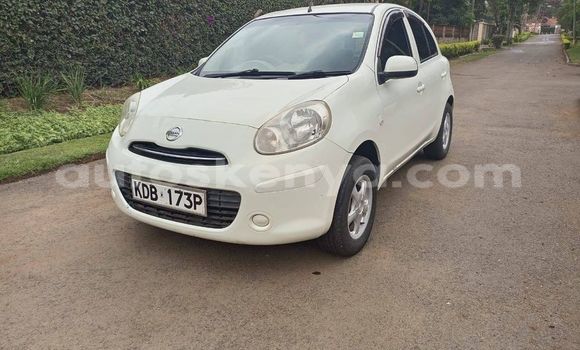 Oofamaa Nissan Note White Makiinaa iti Nairobi keessatti Nairobi keessatti Oofamaa Nissan Note White Makiinaa iti Nairobi keessatti Nairobi keessatti