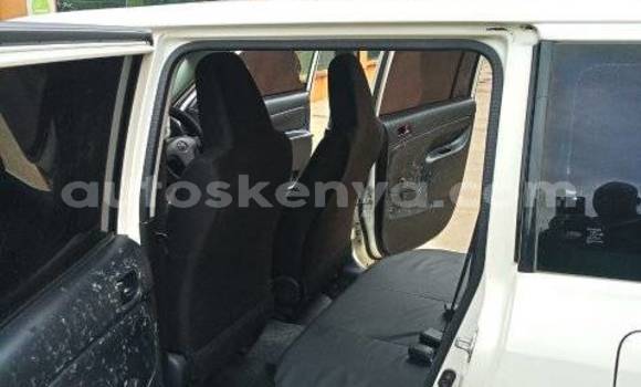 Nunua Ilio tumika Toyota Succeed Nyeupe Gari ndani ya Nairobi nchini Nairobi Nunua Ilio tumika Toyota Succeed Nyeupe Gari ndani ya Nairobi nchini Nairobi